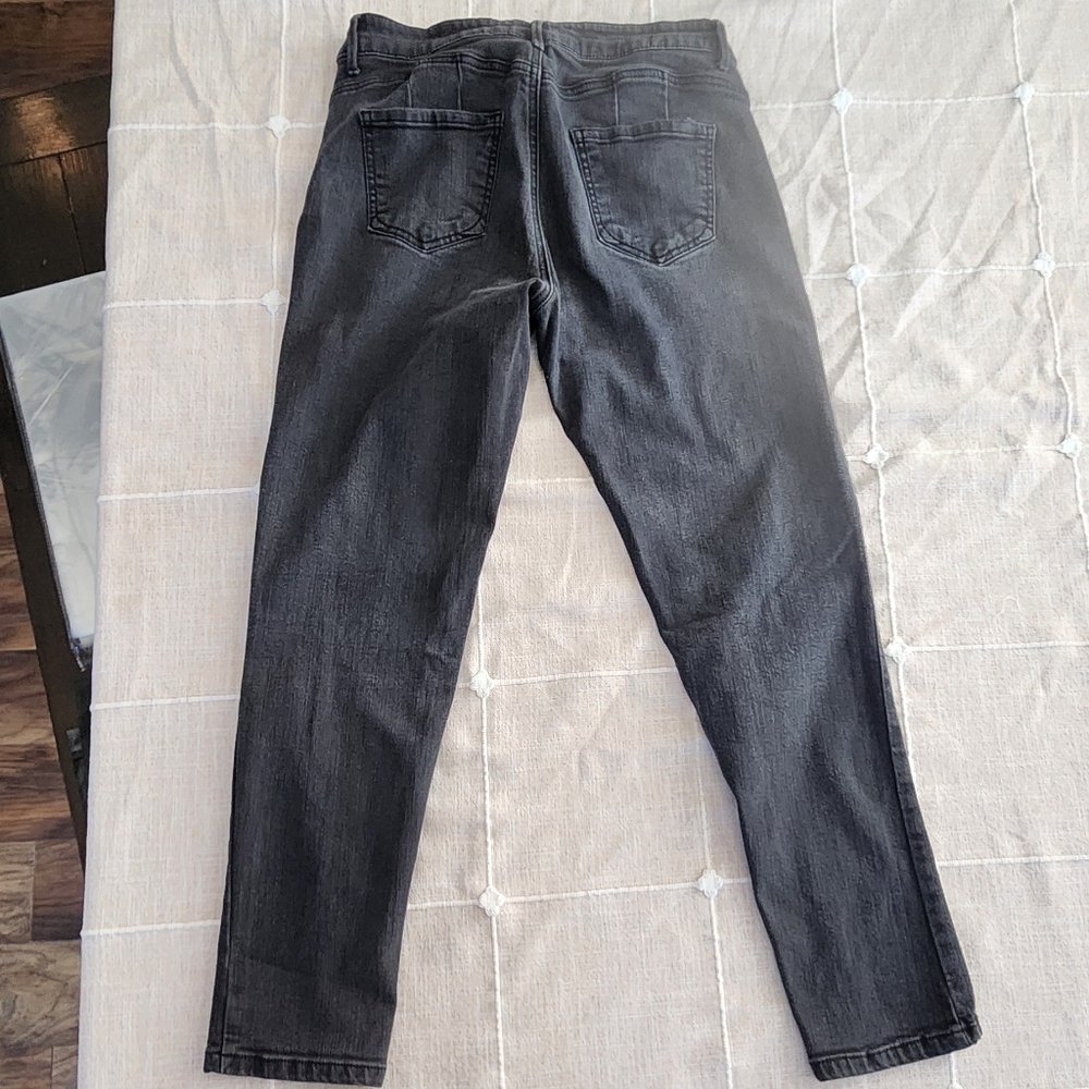 C’est Toi Women’s Jeans – Size 11 (26” Waist, Inseam 29”) Black Skinny - Picture 4 of 5